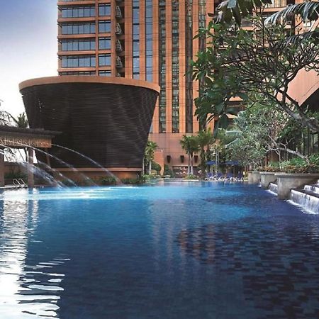 Luxhouz Suites At Times Square Kuala Lumpur Exterior photo